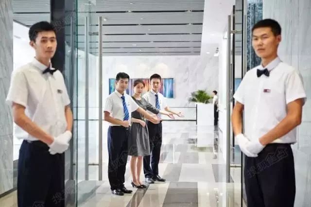 對(duì)標(biāo)國(guó)際一線，這家房企重新定義鄭州寫字樓物業(yè)管理標(biāo)準(zhǔn)